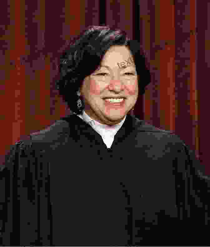 Sonia Sotomayor, The First Hispanic Supreme Court Justice Sonia Sotomayor: A Biography (Greenwood Biographies)